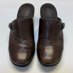 Clarks Women’s Slip On Clog Shoes Size 8 Comfortable Brown Shoes